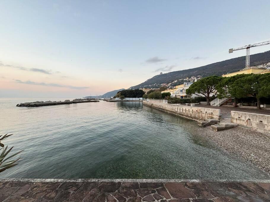 Amedeo'S Sea House Apartment Trieste Luaran gambar