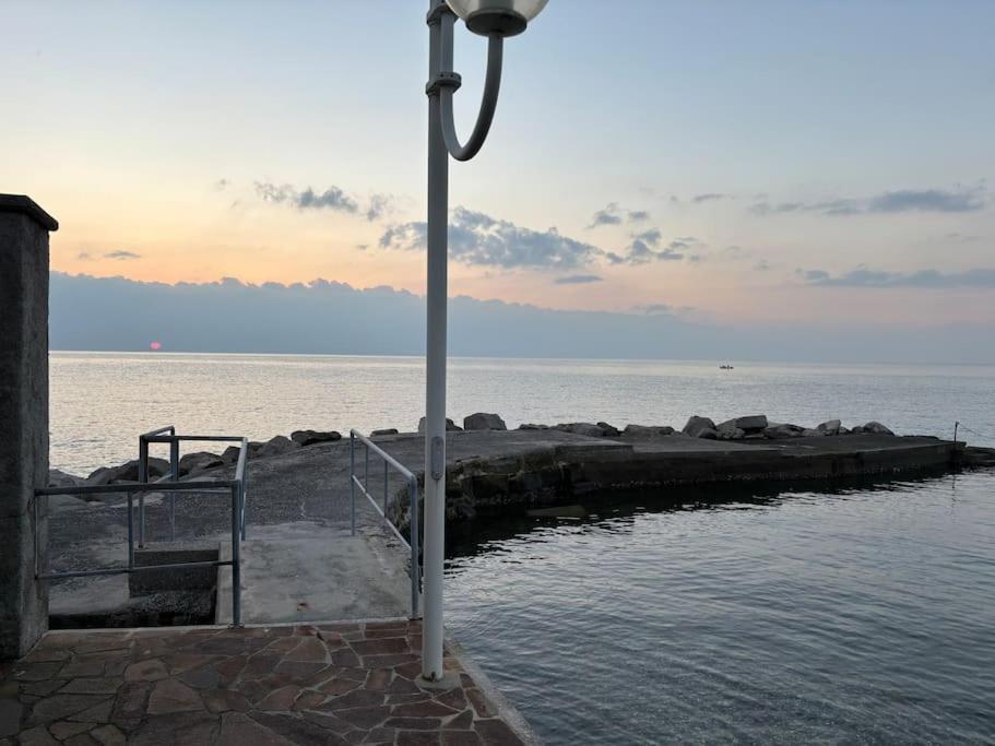 Amedeo'S Sea House Apartment Trieste Luaran gambar