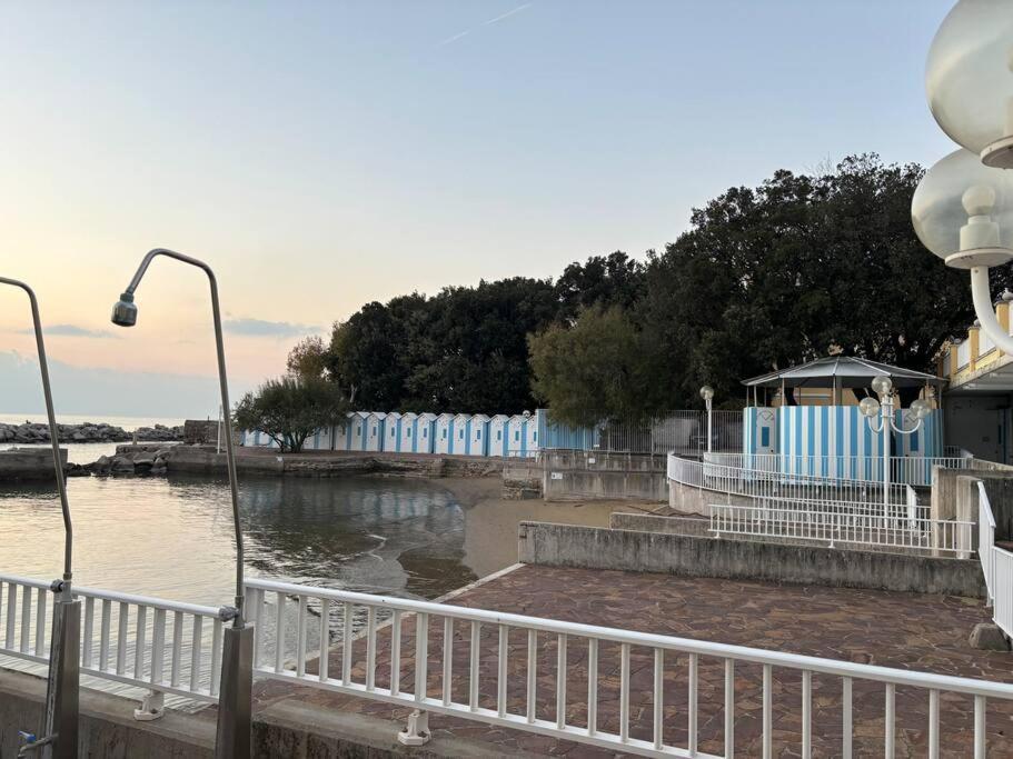 Amedeo'S Sea House Apartment Trieste Luaran gambar
